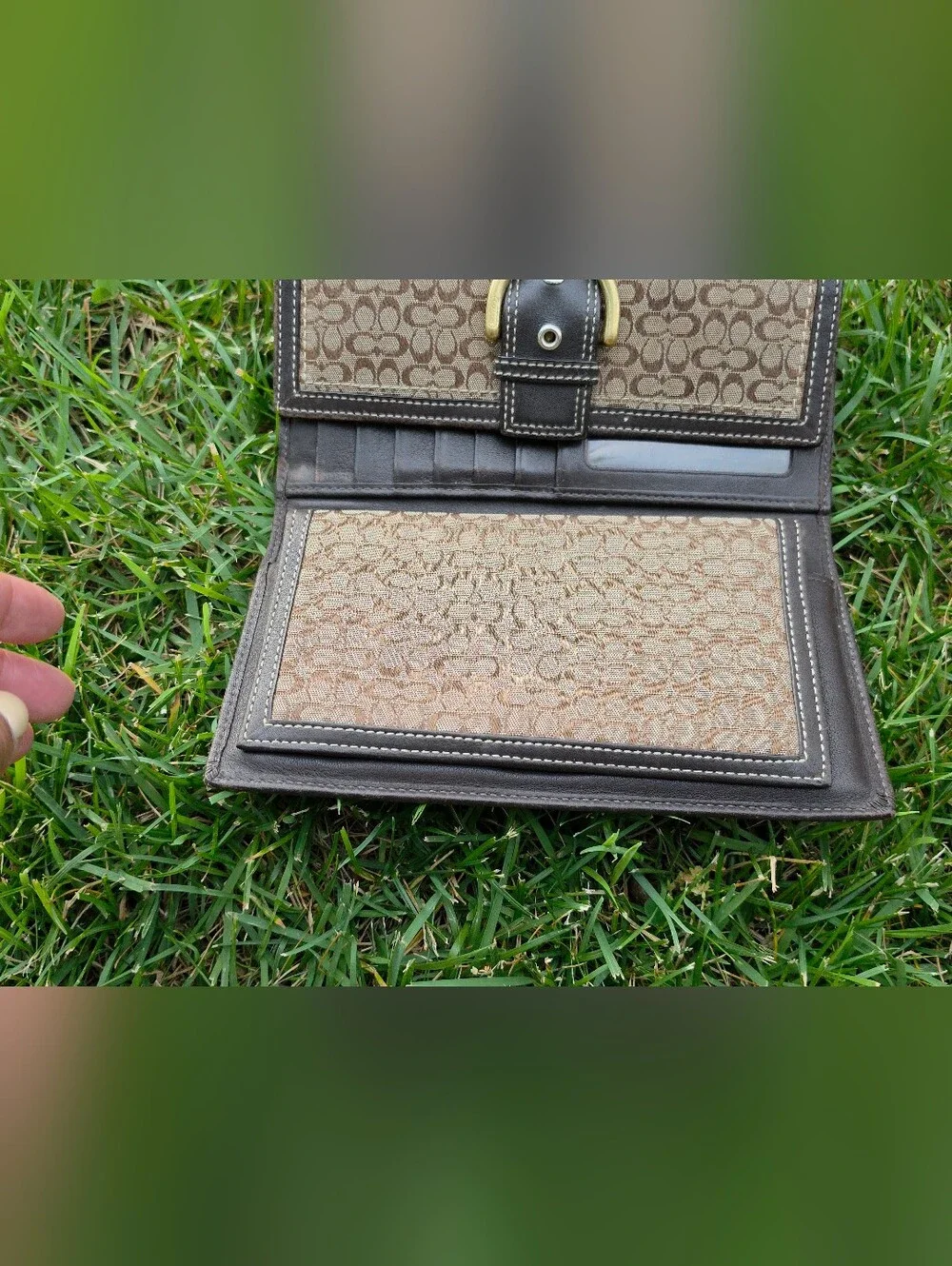 Coach Vintage Signature Soho Long Biflold Wallerlt With Checkbook Holder. GUC